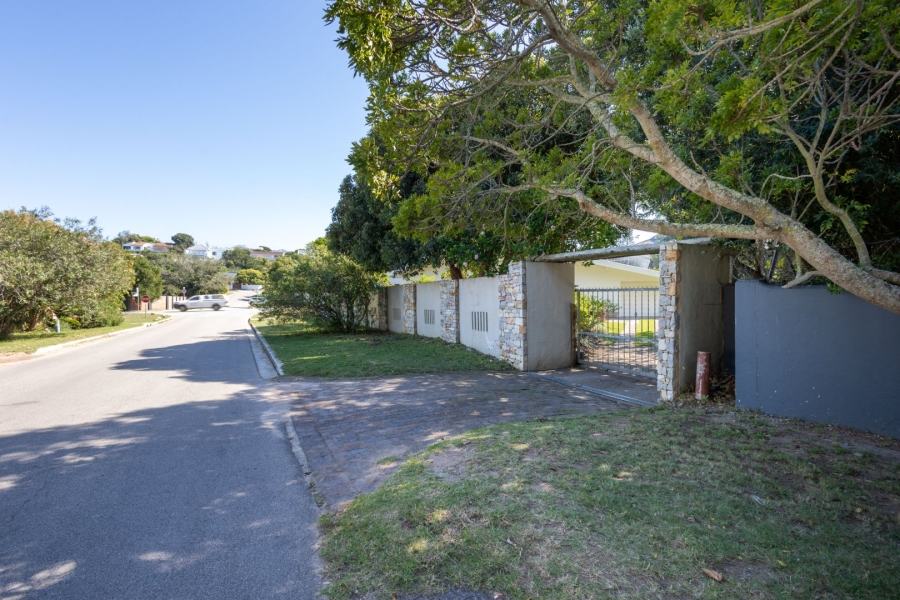 4 Bedroom Property for Sale in Seaside Longships Western Cape